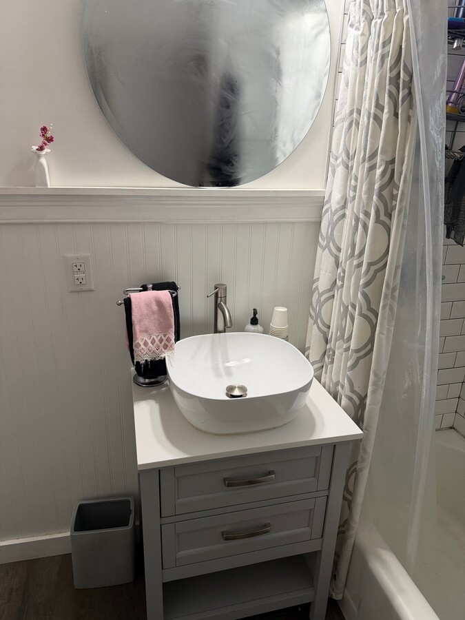 Photo - 209 Academy St