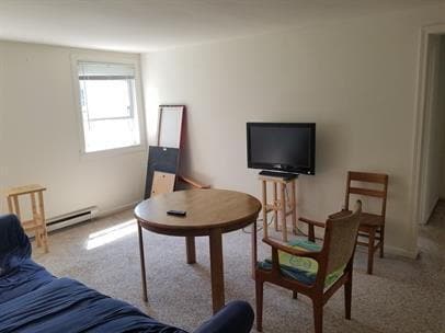 Photo - 370 Cherrydale Ave