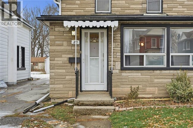 Photo - 20 York St