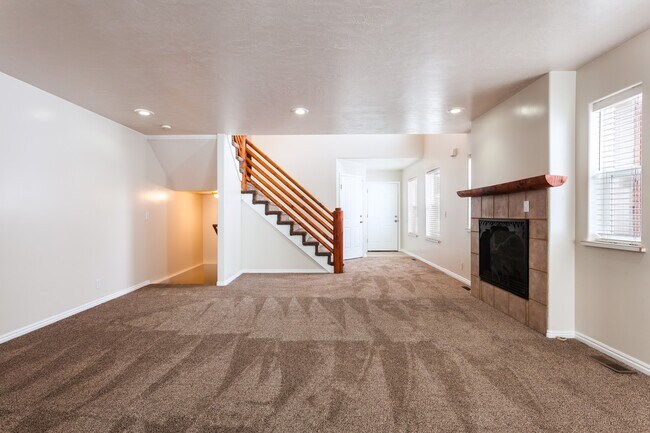 Photo - Charming Mountain Home with Prime Commuter...