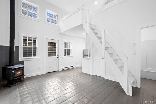 Photo - 17 N Bishop Ln