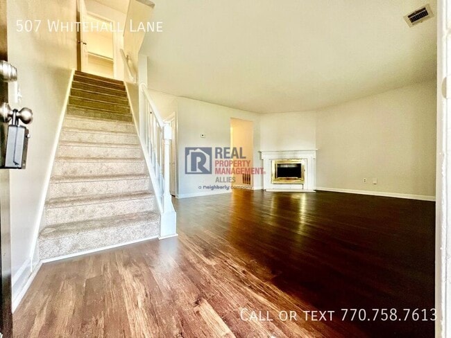 Photo - 507 Whitehall Ln