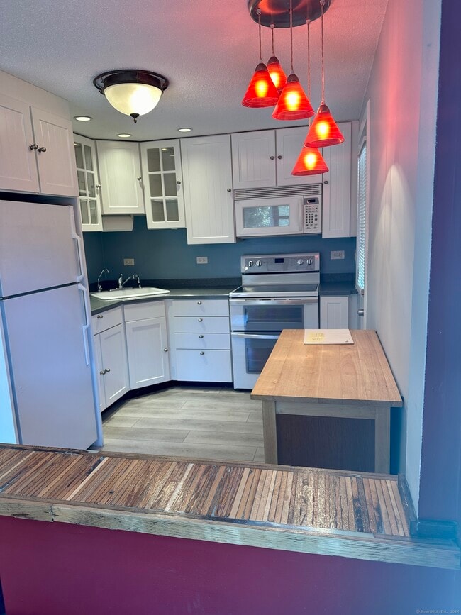 Photo - 46 Hoskins Rd