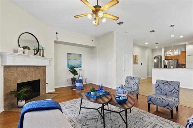 Photo - 11086 Mansfield Dr