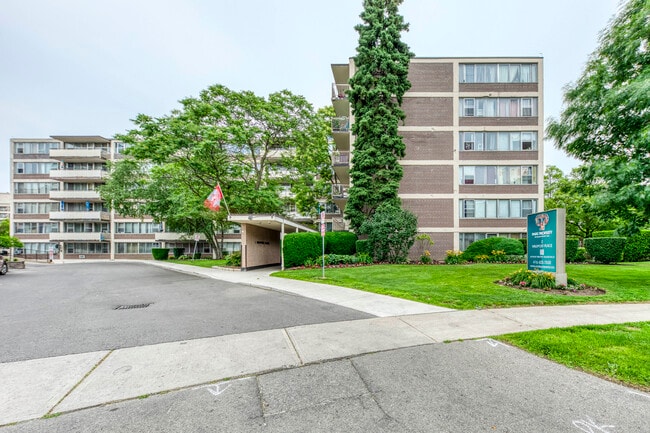 Photo - 2&4 Milepost