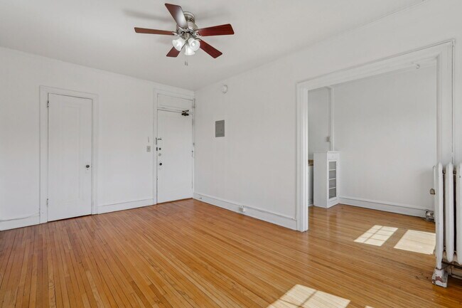 Photo - Summit Hill Apartments