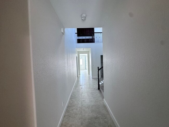 Photo - 10735 Ridgebrook Dr