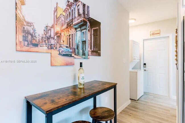 Photo - 1647 NW 29th Ave Unit 3