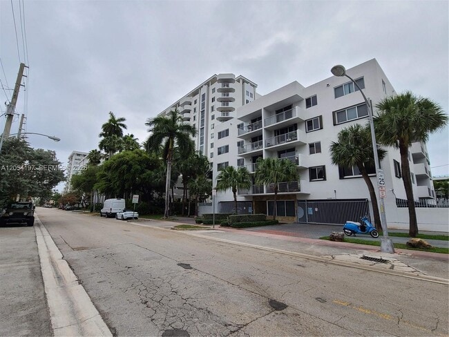 Photo - 1605 Bay Rd Unit 206
