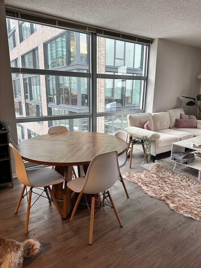 Photo - 180 N Jefferson St