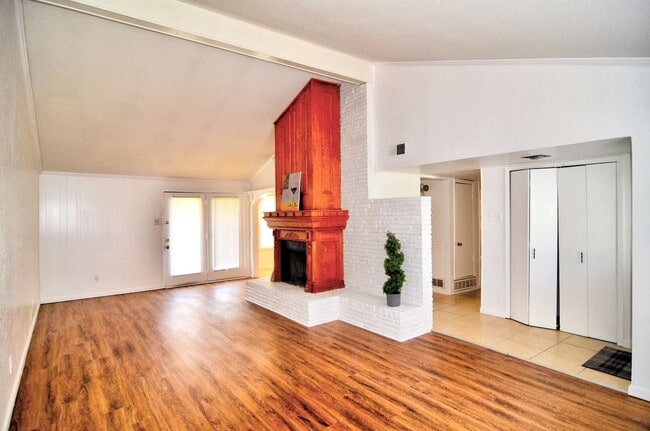 Photo - 1412 West Shore Dr