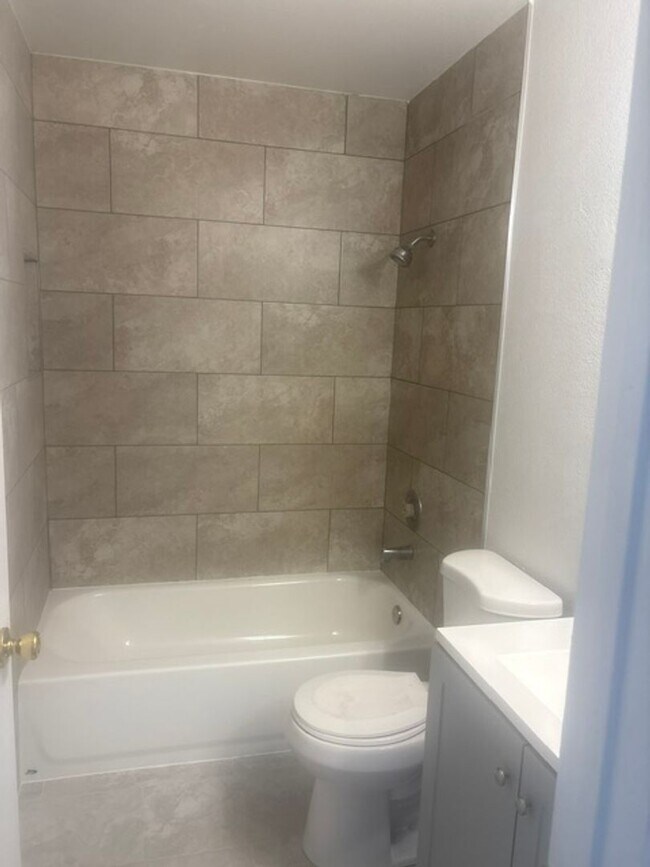 2665 Bryandouglas Dr Unit 3/C