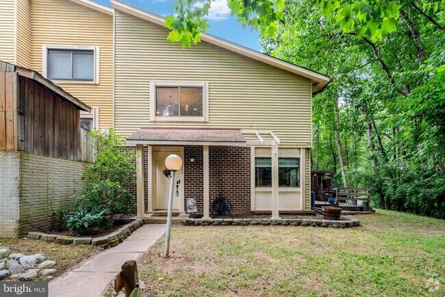 Building Photo - 5602 Summer Oak Way Rental