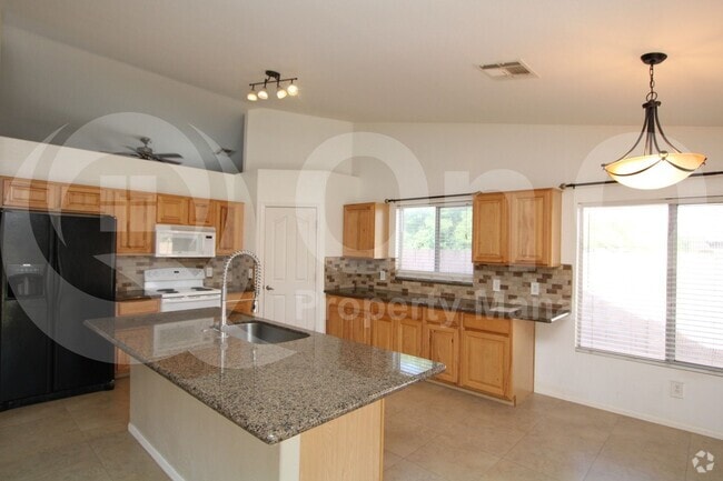 Building Photo - 4173 E Meadow Lark Way Rental