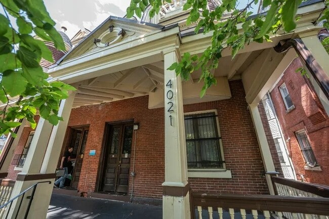 Photo - 4021 Pine St Unit 1