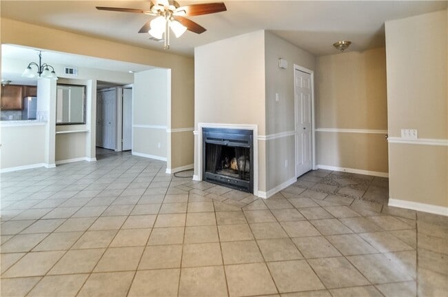 Photo - 1506 Lemon Tree Ln