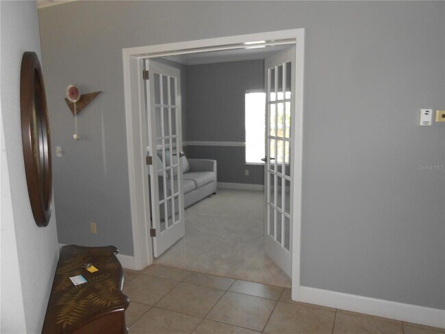 Photo - 2 Emden Cir