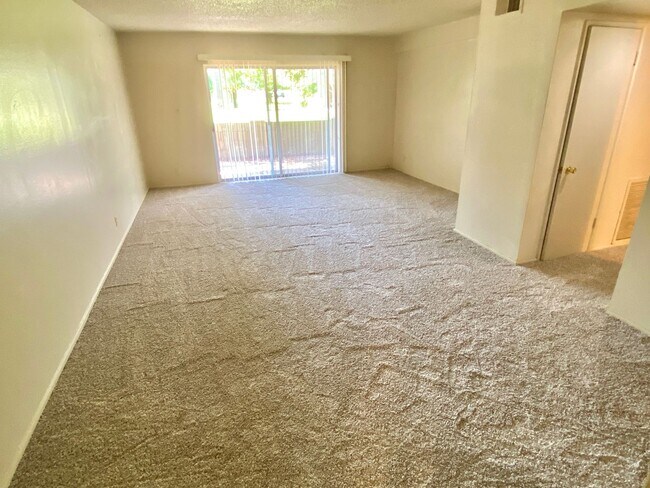 Photo - MOVE IN SPECIAL- 2 Bedroom 2 Bathroom in C...