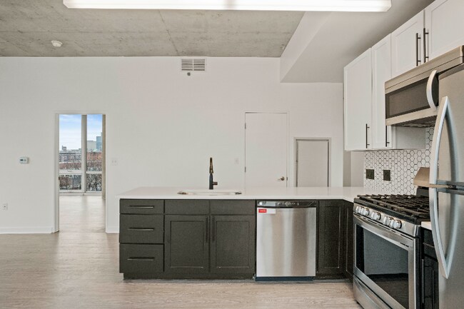 Photo - 1431 S State