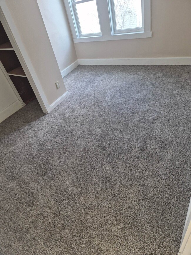 Photo - 201 Pleasant St