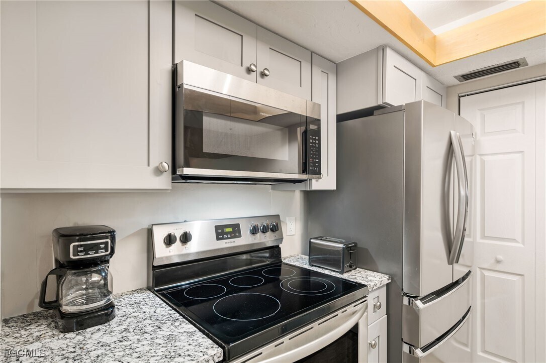 Photo - 6226 Timberwood Cir