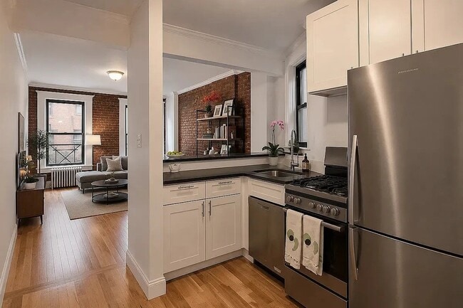 Photo - 266 Elizabeth St Unit 6