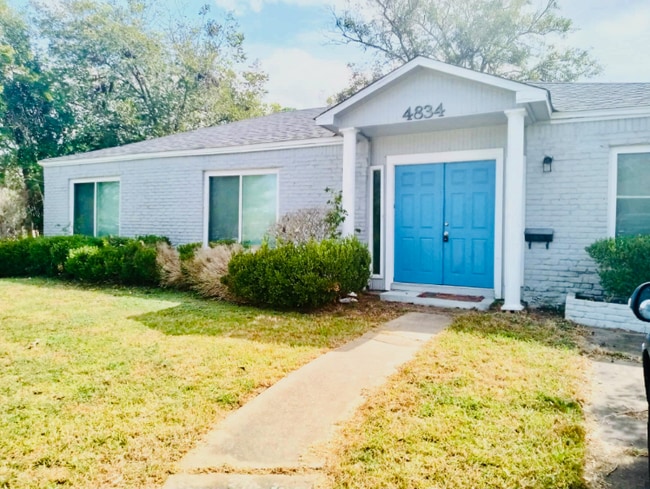 Photo - 4834 Meadow Park Dr