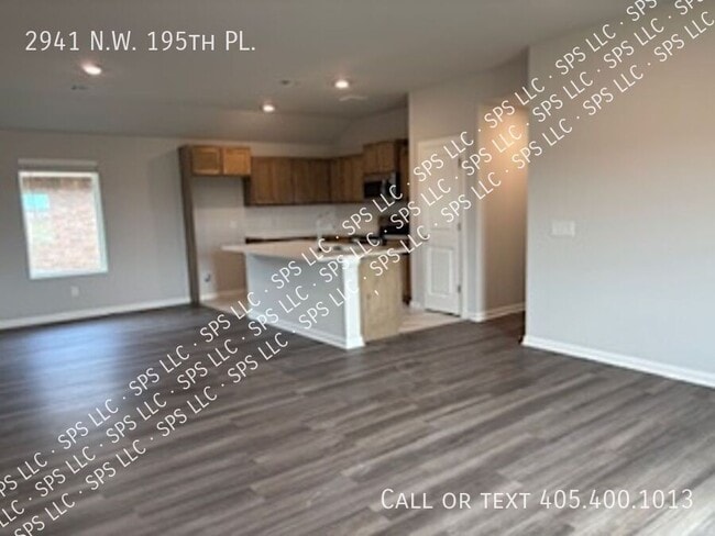 Photo - 2941 NW 195th St