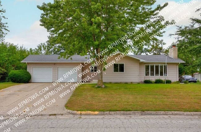 Building Photo - 605 4th Ave Rental