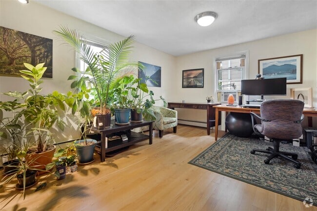 Building Photo - 55 Waterhouse St Unit 1