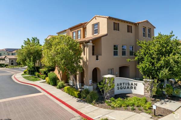 Building Photo - 5301 E Commerce Way Unit 23103 Rental