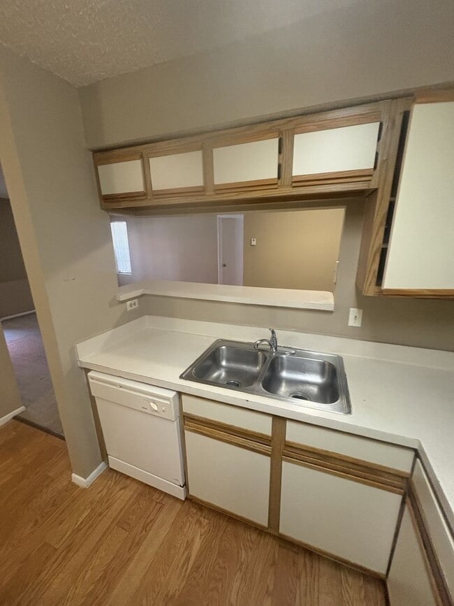 Photo - Large 2 bedroom 2 bath Condo