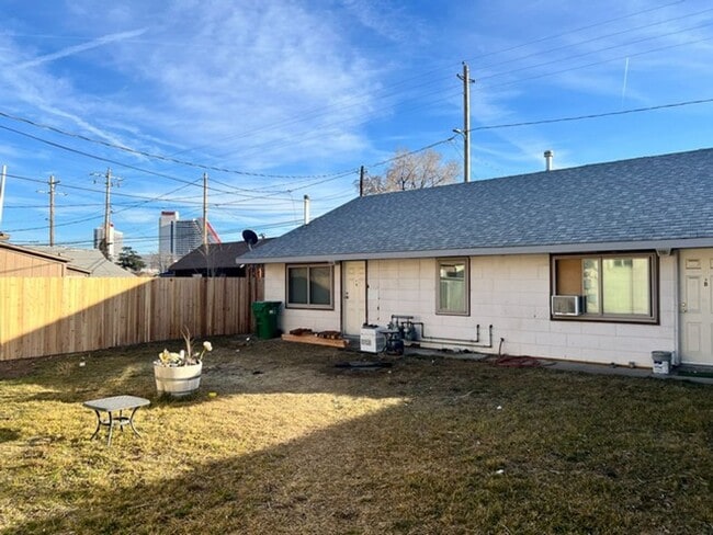 Building Photo - <B>Central Sparks 2 Bedroom Duplex<br><br> Unit 1733.5 D Street  #A Sparks, NV 89431