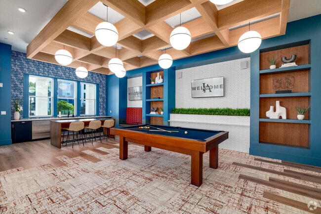 Clubhouse - Integra Avalon