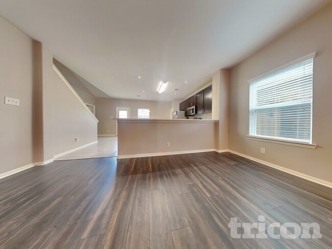 Photo - 7707 Foxwaithe Ln