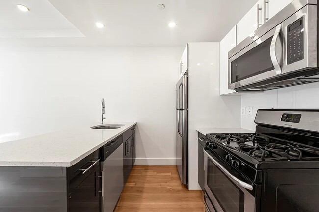 Photo - 96 Steuben St Unidad 7B