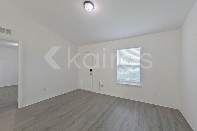 Photo - 2852 SW 161st Loop