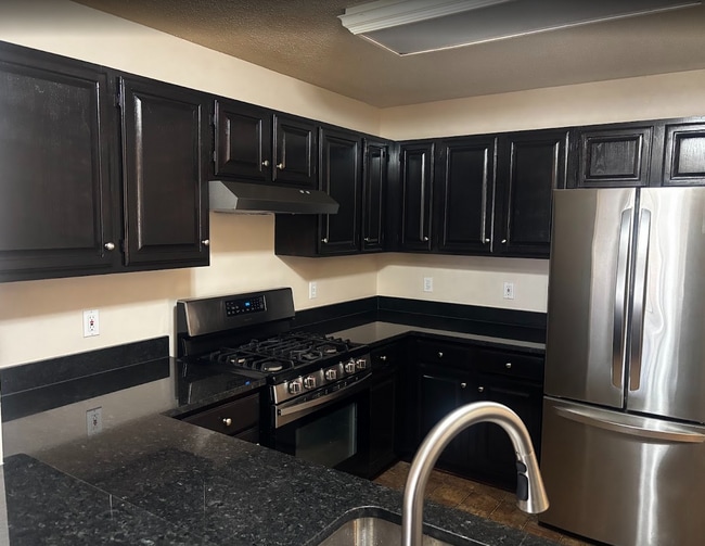 Photo - 542 Pewaukee Rd Unit A