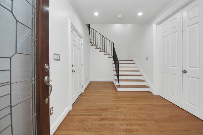 Photo - 2314 Dorrington St Unidad C