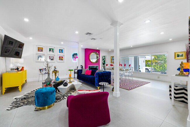 Photo - 1627 Seabreeze Blvd