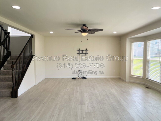110 Pearl Vista Ct