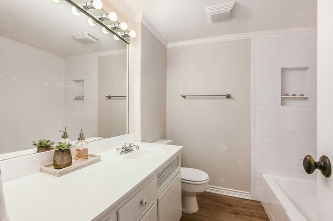 Photo - 4008RCC Unit 304