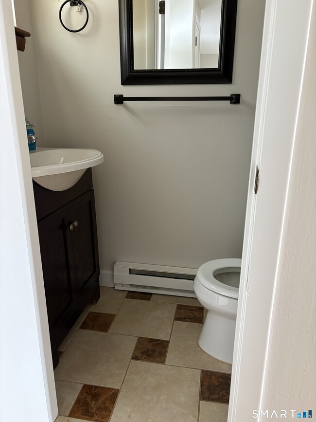 Photo - 273 Queen St Unit Apt 17C