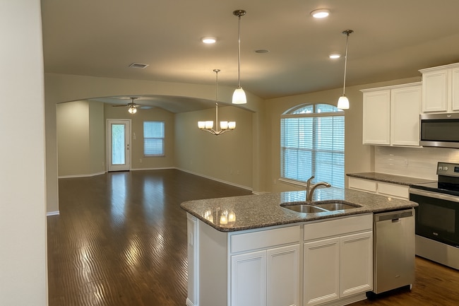 Photo - 263 Bainbridge Rd