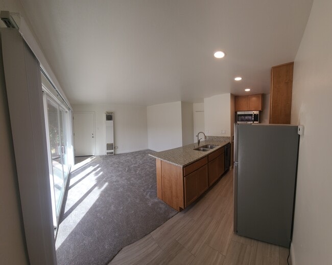 Photo - 945 Plumas St Unidad 947