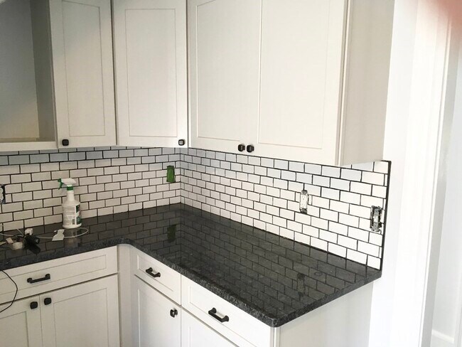 Photo - 110 Church St Unit B