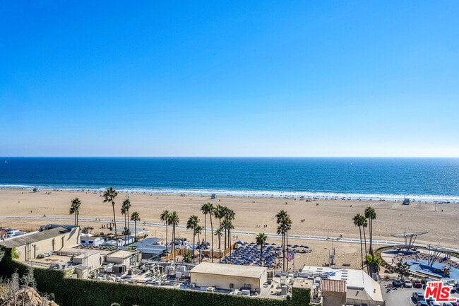 Building Photo - 833 Ocean Ave Unit 301 Rental