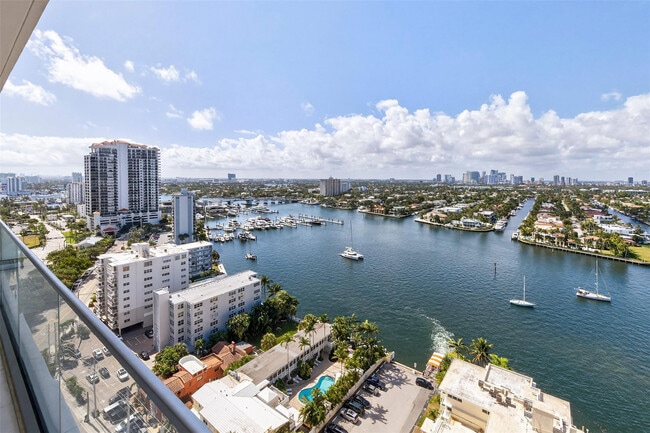 Photo - 153 N Seabreeze Blvd Unidad 1703