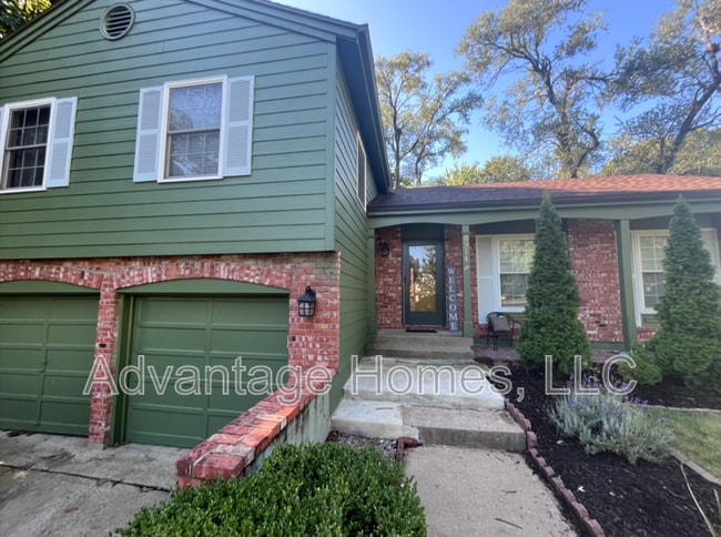 Photo - 8914 Grandview Dr