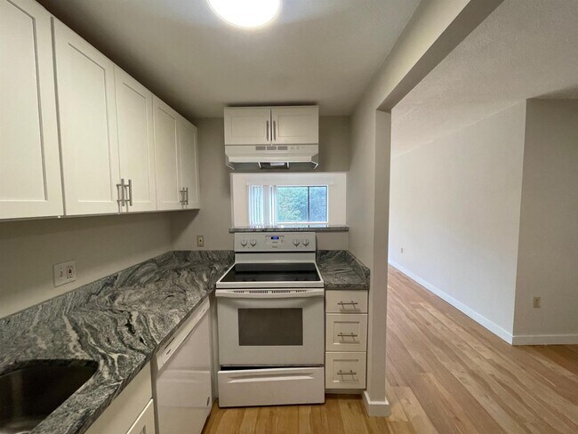 Photo - 18 Central St Unit 2